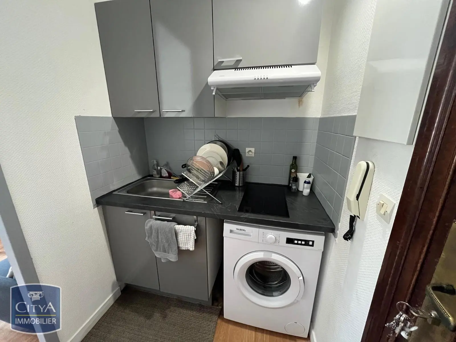 Photo 2 Appartement 1 pièce 26.32m²