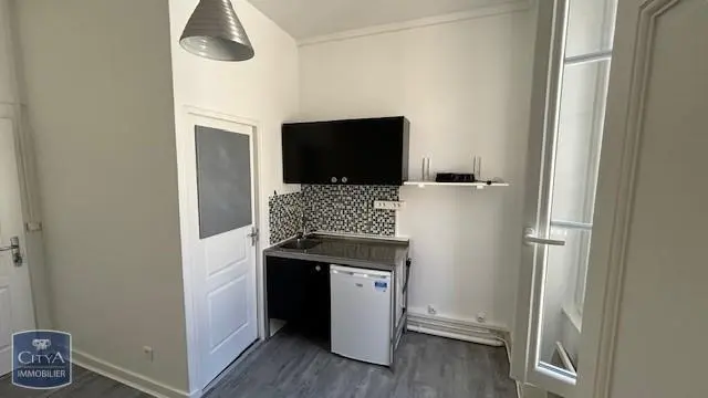 Photo 1 Appartement 1 pièce 18.87m²