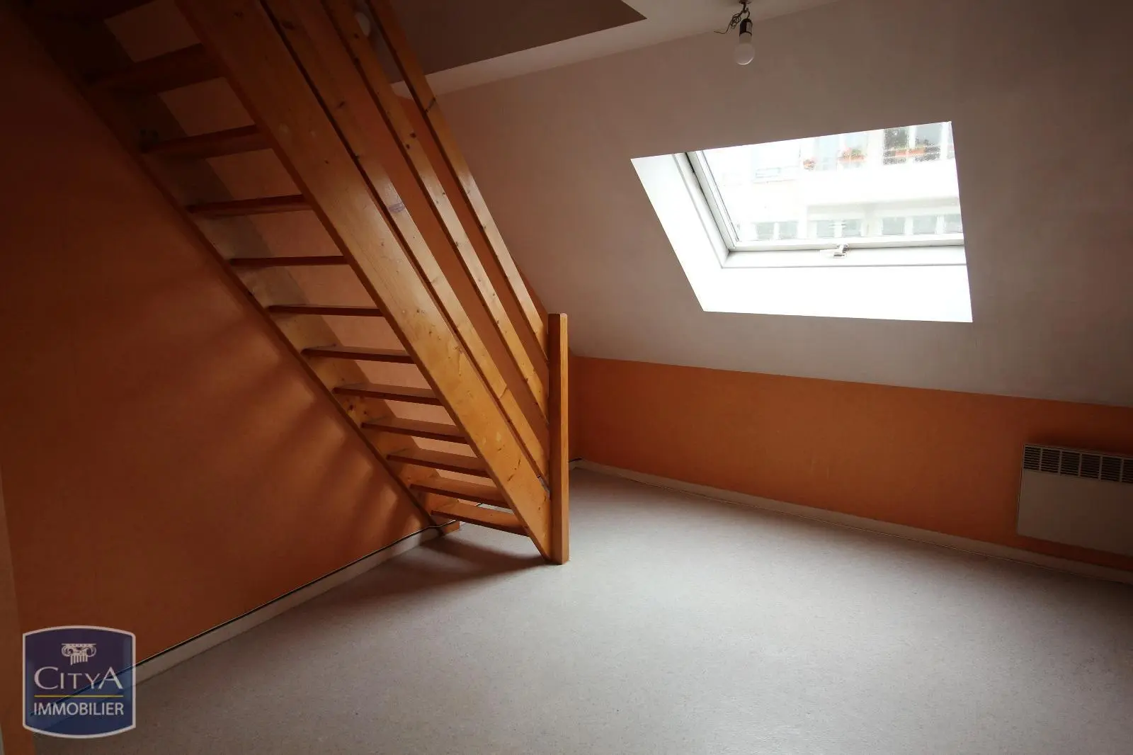 Photo 1 Appartement 1 pièce 14.17m²