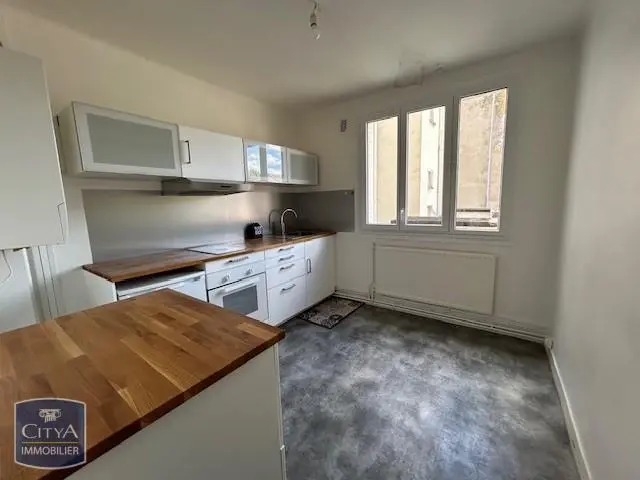 Photo 1 Appartement 1 pièce 27.32m²