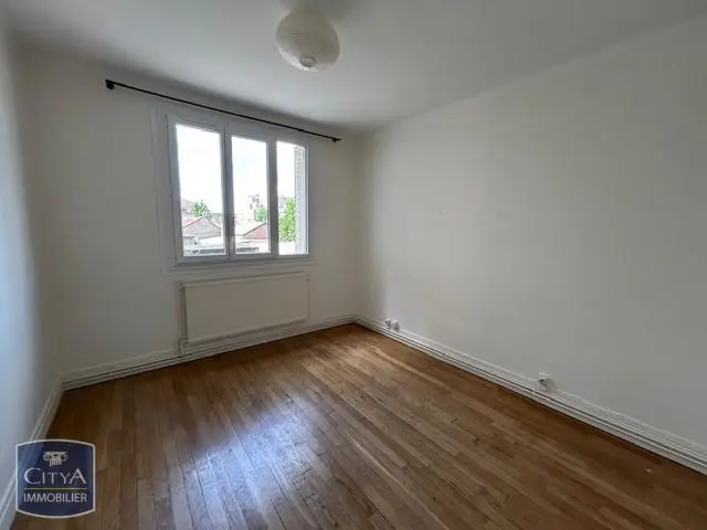 Photo 2 Appartement 1 pièce 27.32m²