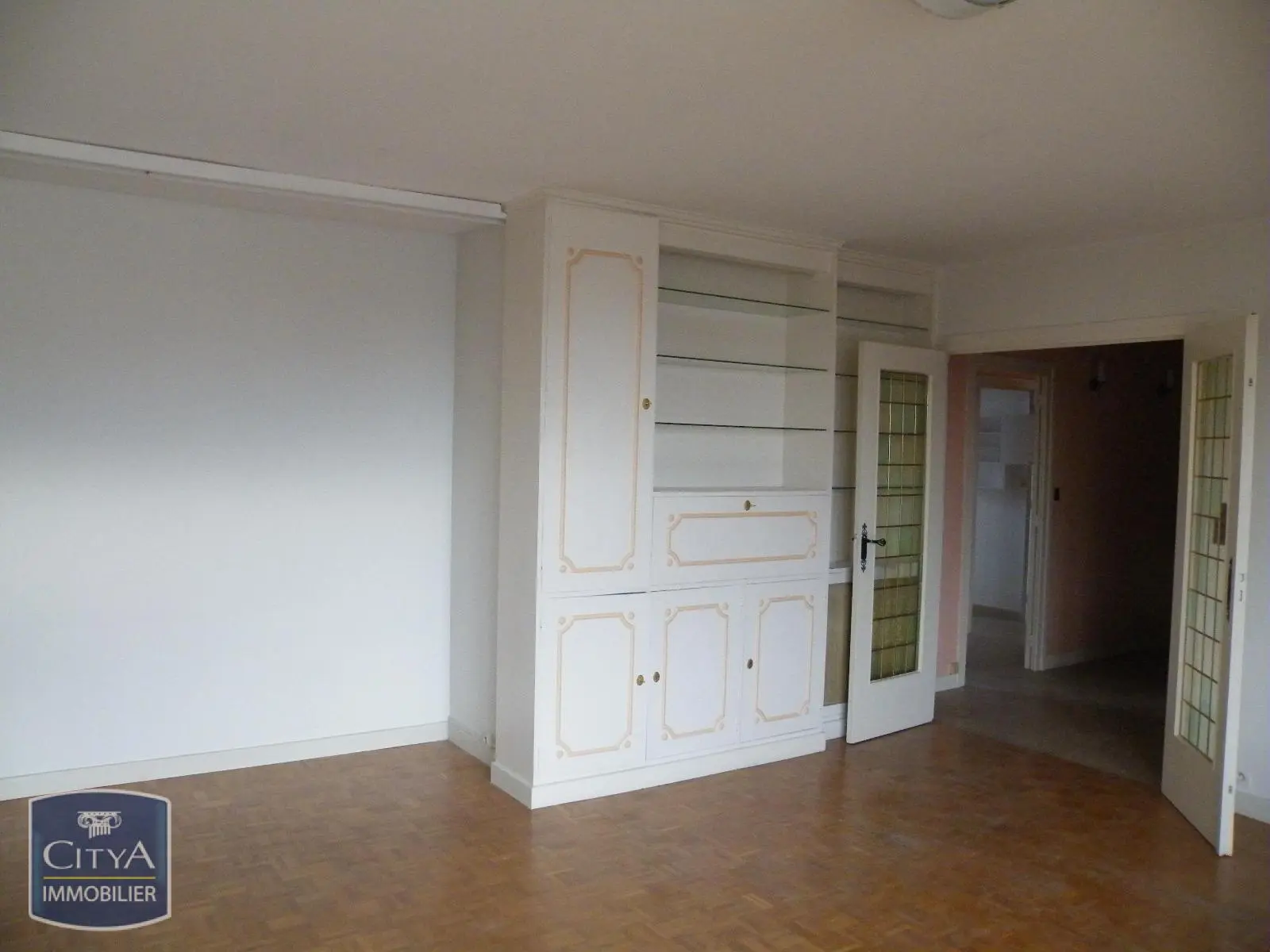 Photo 2 Appartement 4 pièces 107.08m²