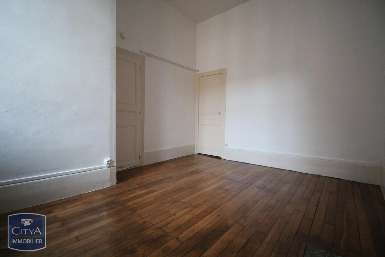 Photo 2 Appartement 1 pièce 26.1m²