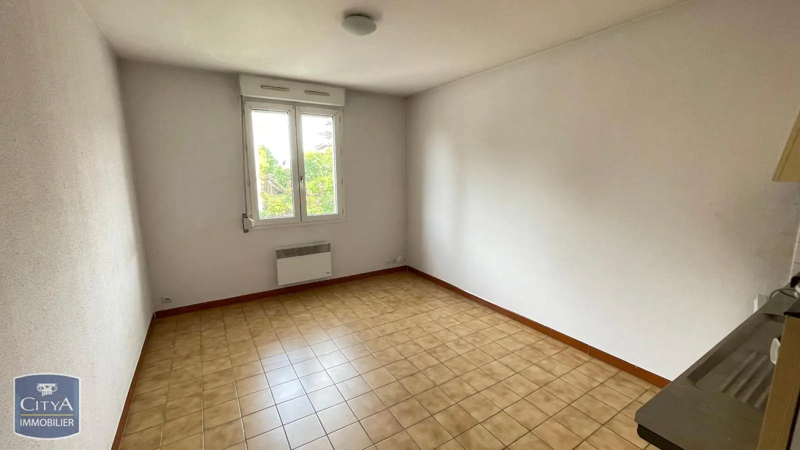 Photo 1 Appartement 1 pièce 18.57m²