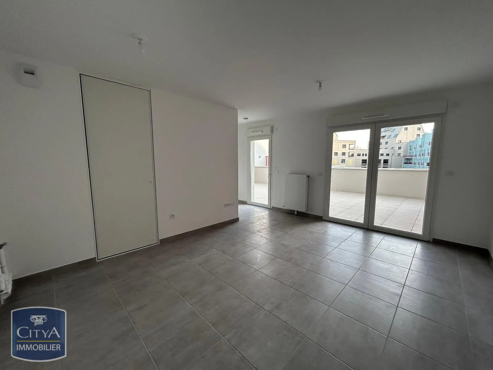 Photo 2 Appartement 2 pièces 41.9m²