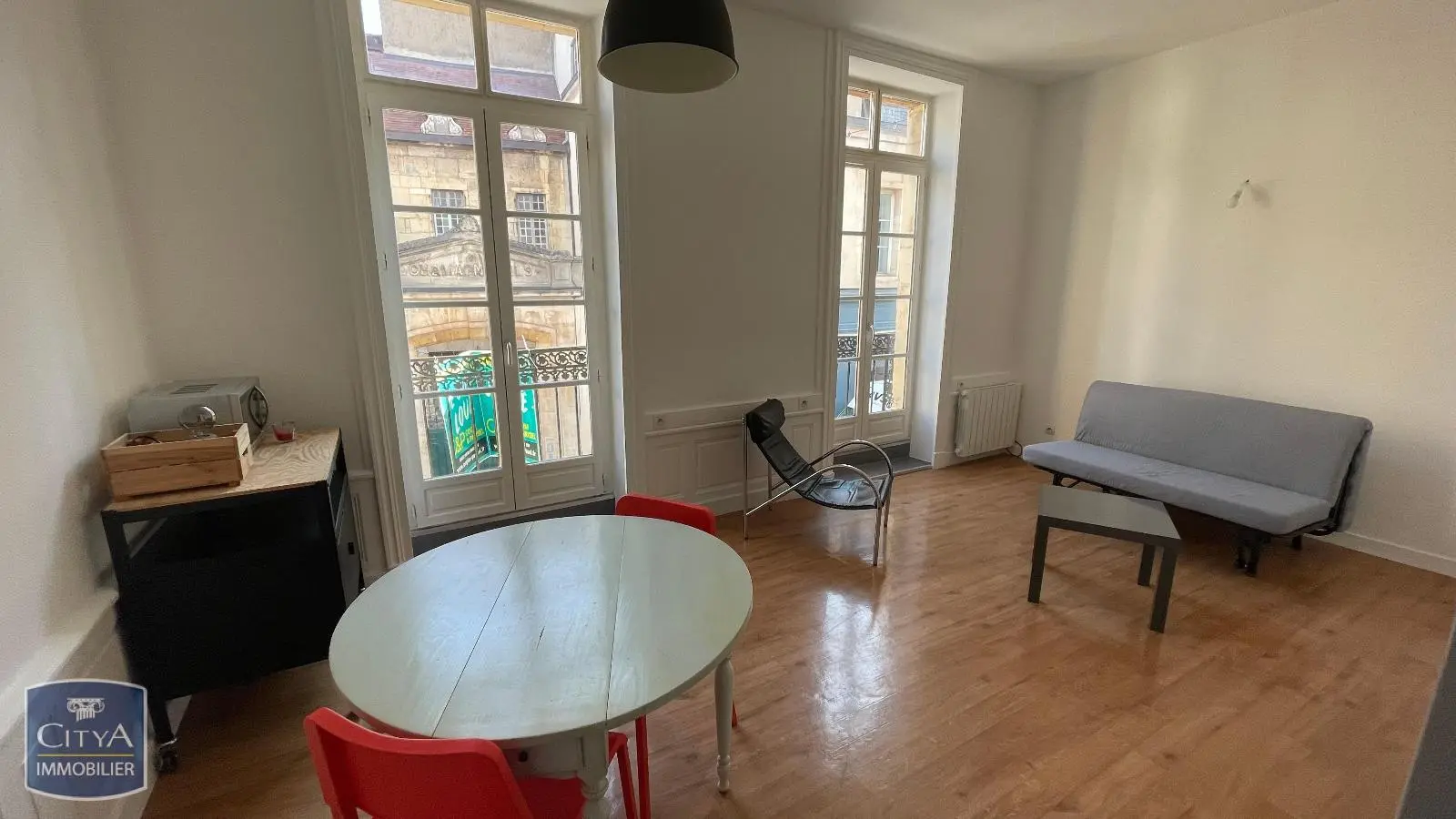 Photo 1 Appartement 1 pièce 26.32m²