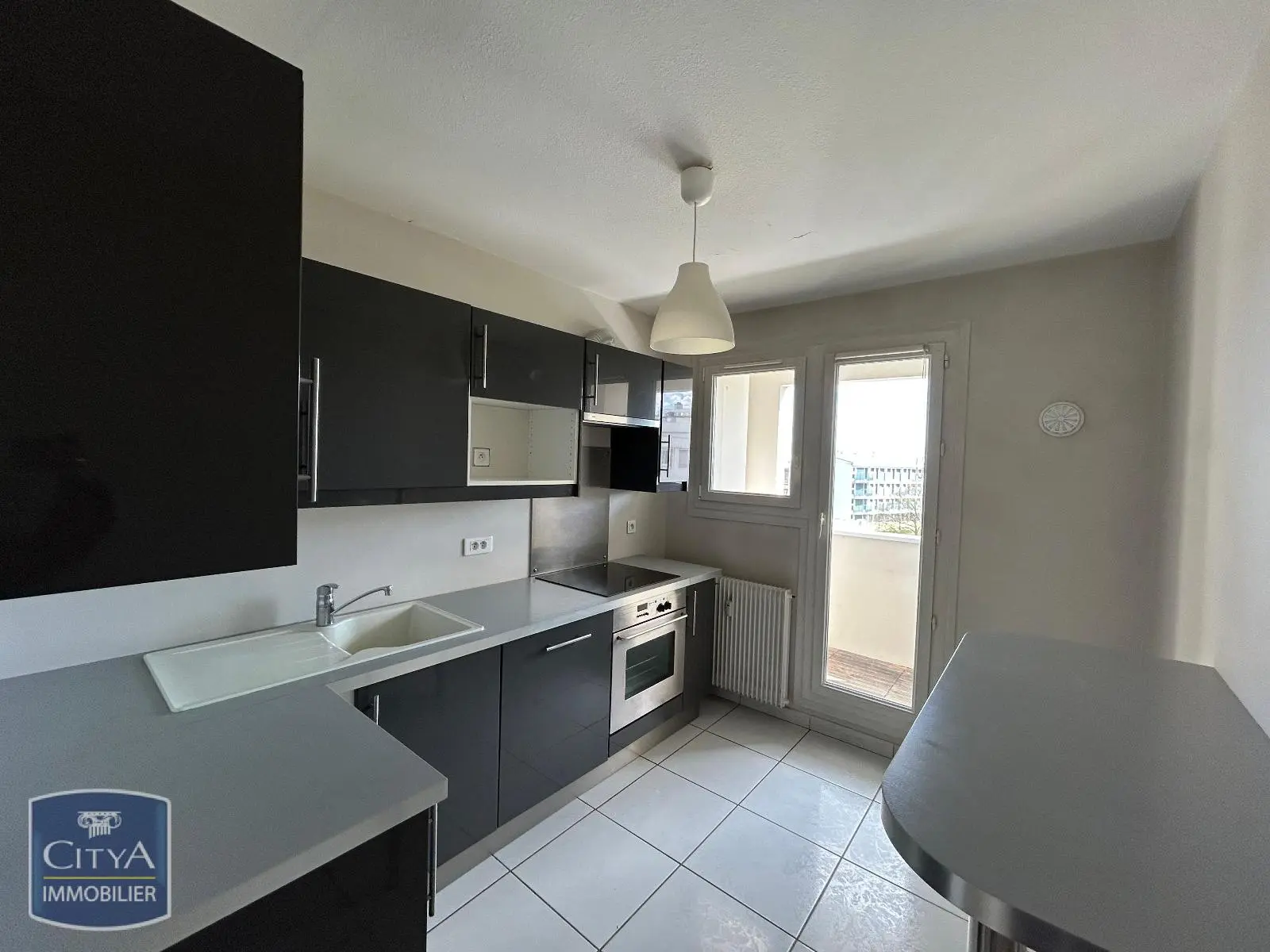 Photo 3 Appartement 2 pièces 56.76m²