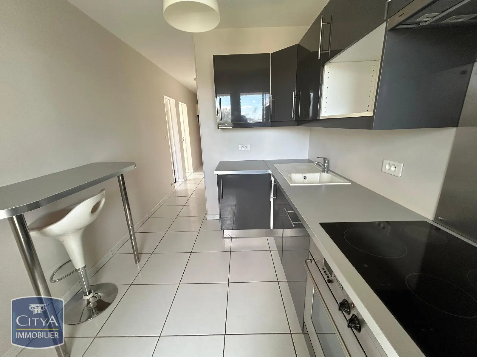 Photo 2 Appartement 2 pièces 56.76m²