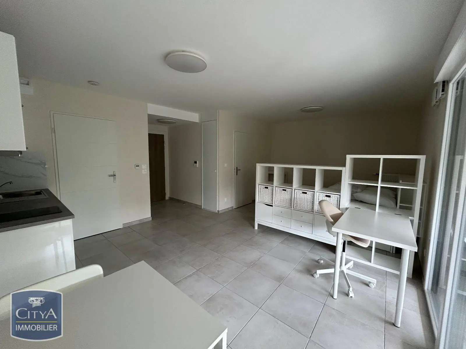 Photo 2 Appartement 1 pièce 32.51m²