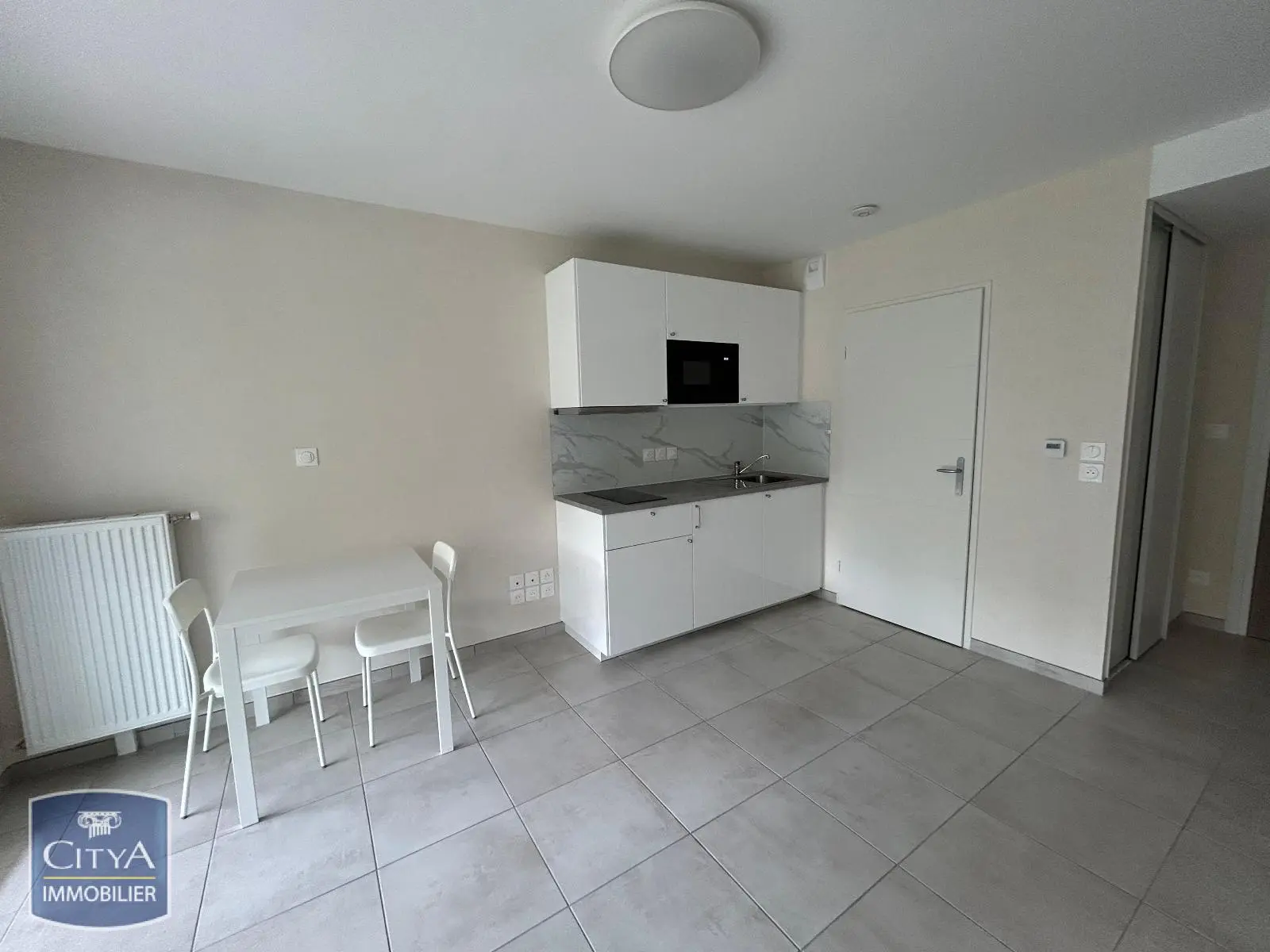 Photo 4 Appartement 1 pièce 32.51m²