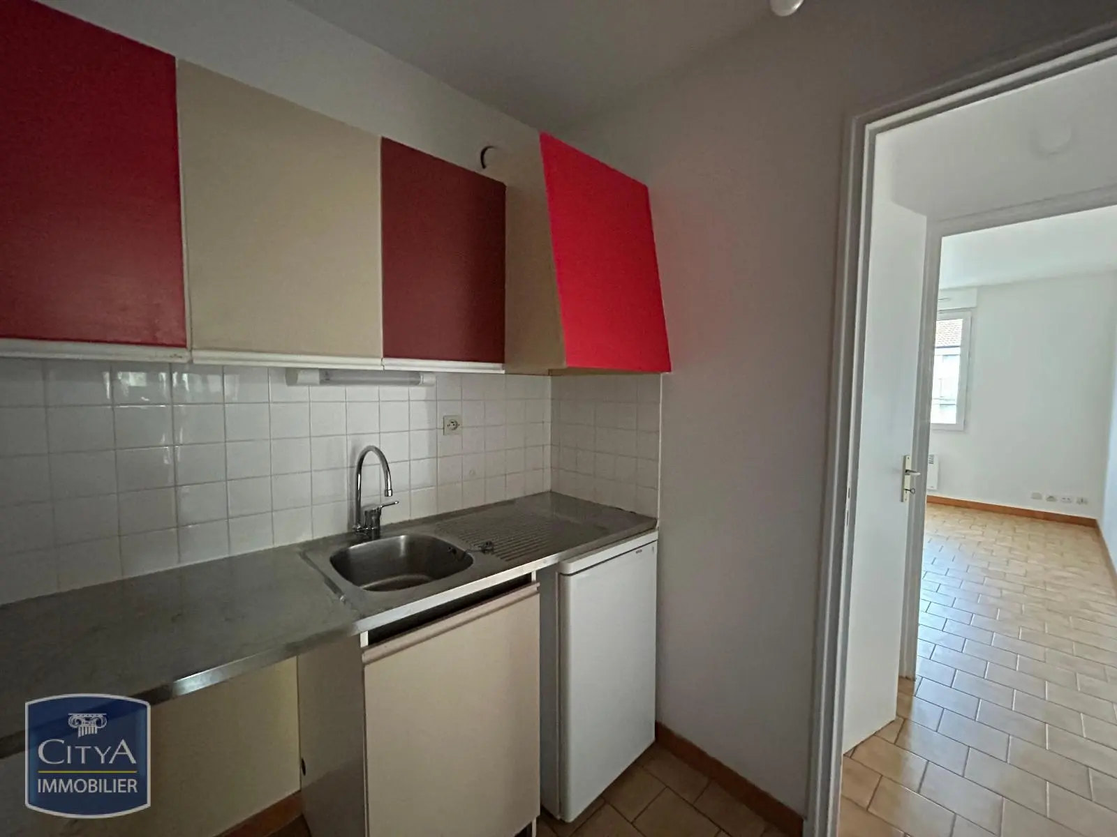 Photo 1 Appartement 1 pièce 20.98m²