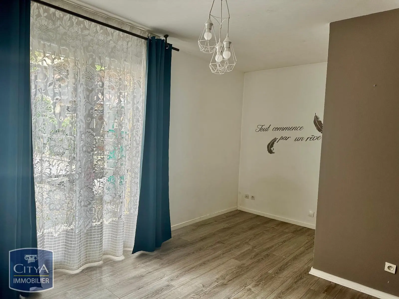 Photo 3 Appartement 1 pièce 31.7m²