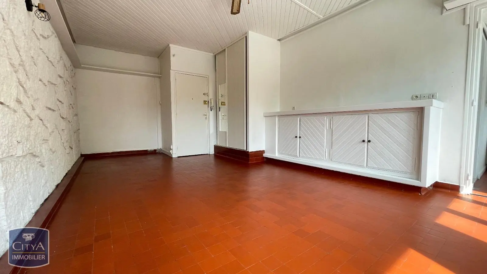 Photo 1 Appartement 1 pièce 34.07m²