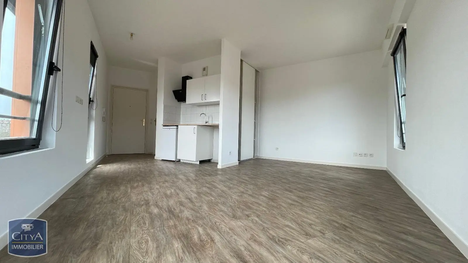 Photo 3 Appartement 1 pièce 28m²