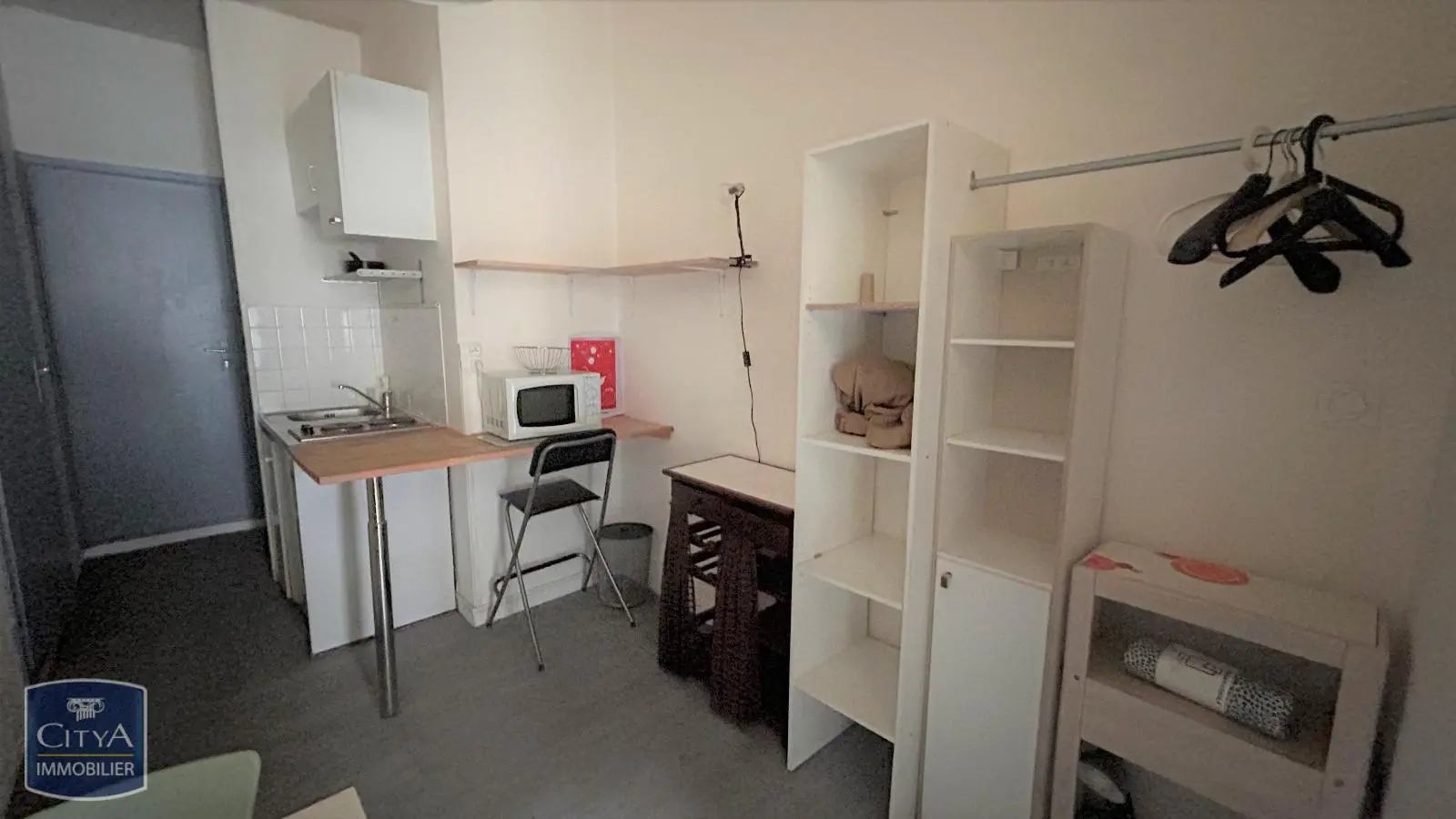 Photo 2 Appartement 1 pièce 14m²