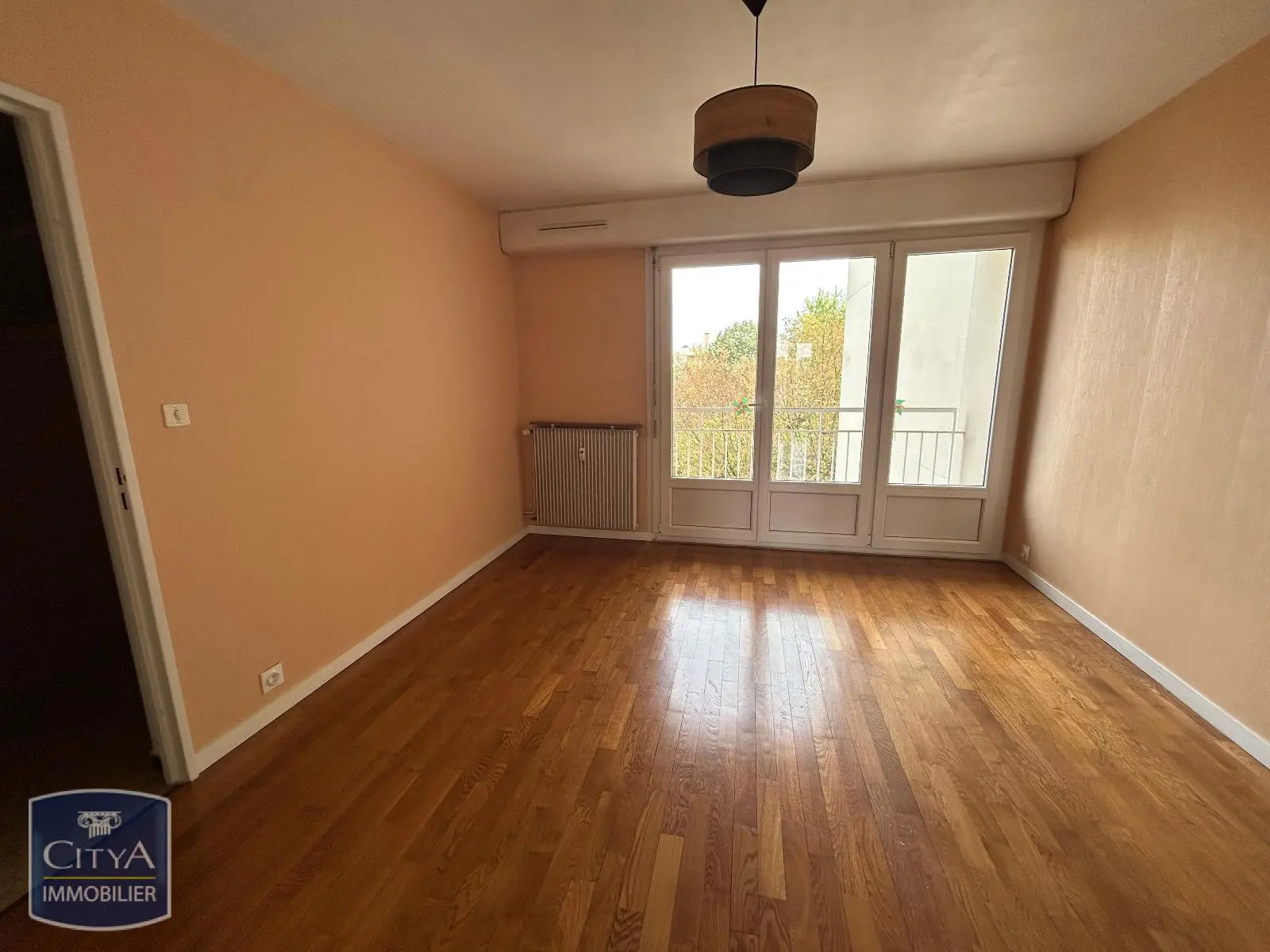 Photo 2 Appartement 4 pièces 80m²