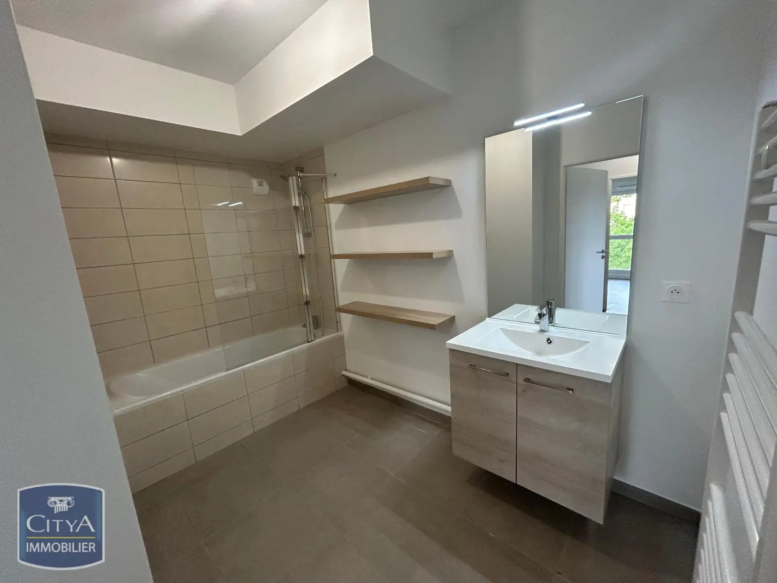 Photo 4 Appartement 4 pièces 83.66m²