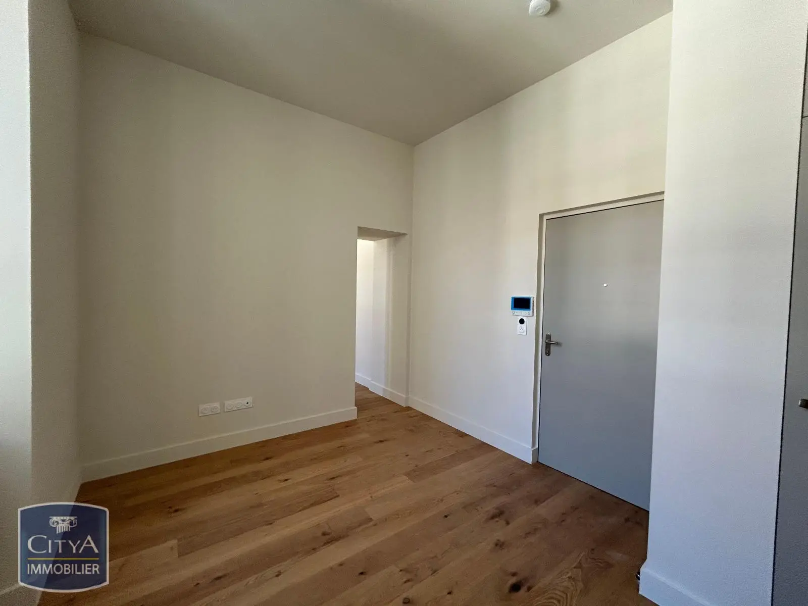 Photo 2 Appartement 1 pièce 21.6m²