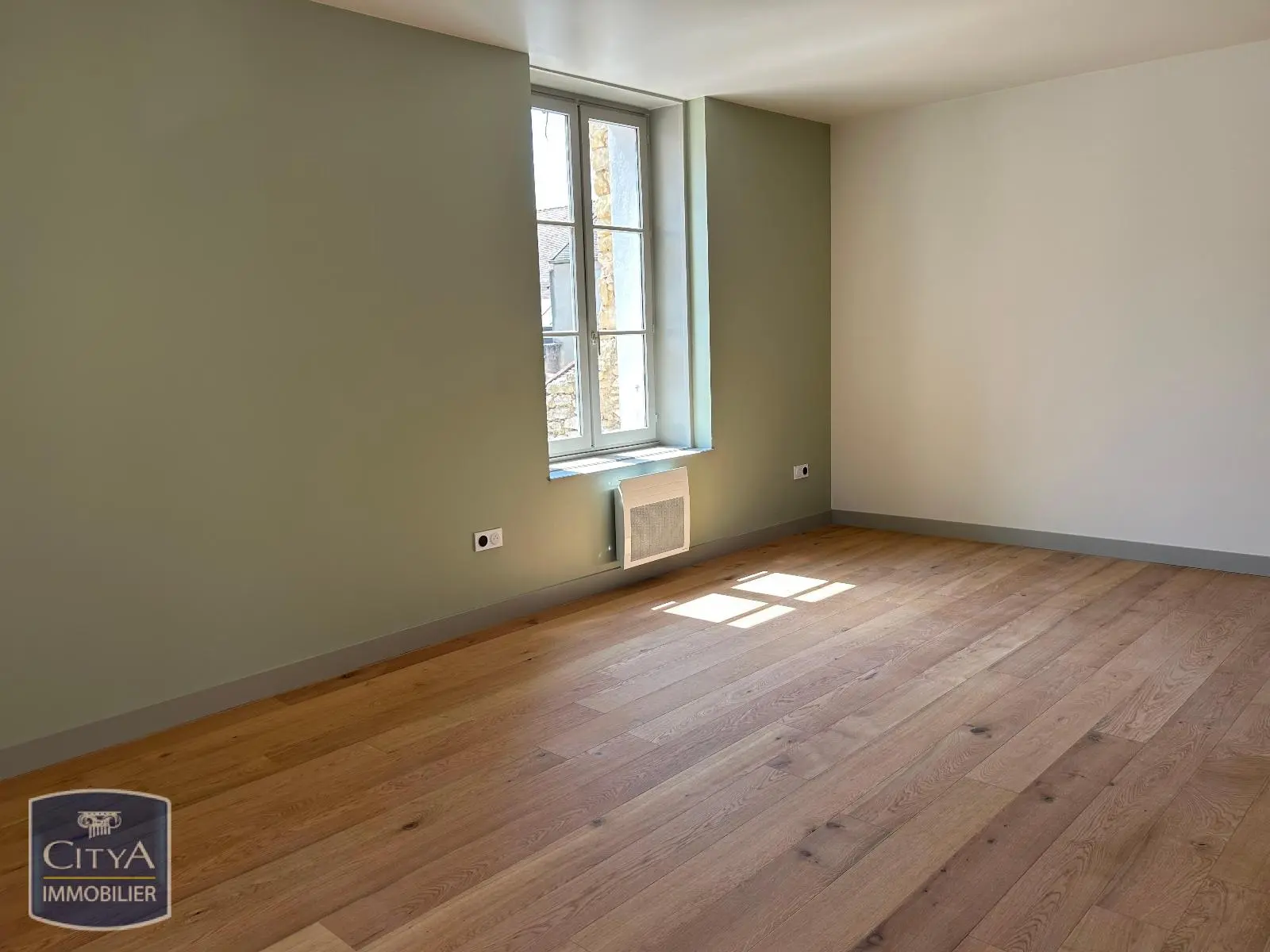 Photo 2 Appartement 1 pièce 34.75m²
