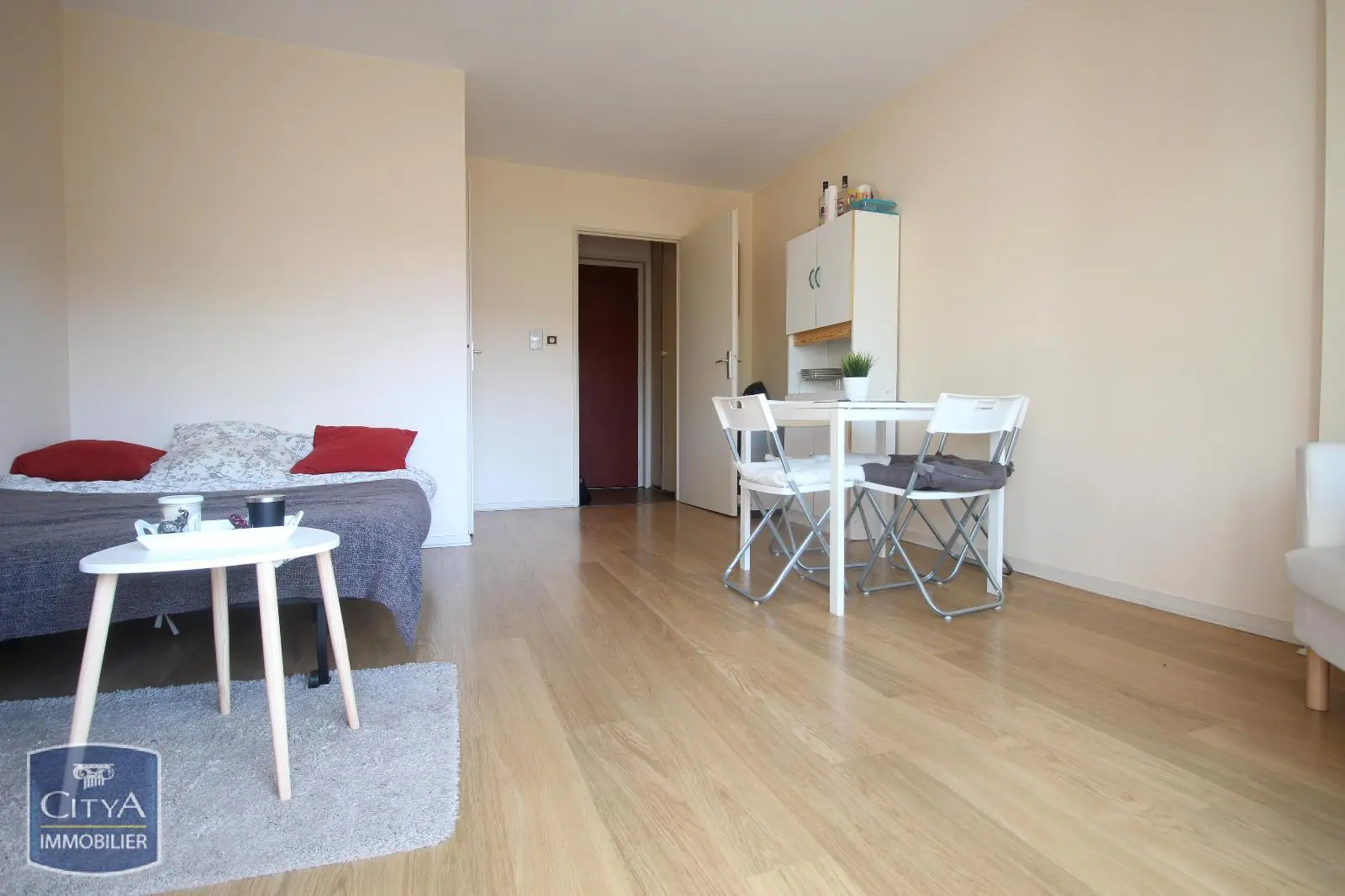 Photo 2 Appartement 1 pièce 22.21m²