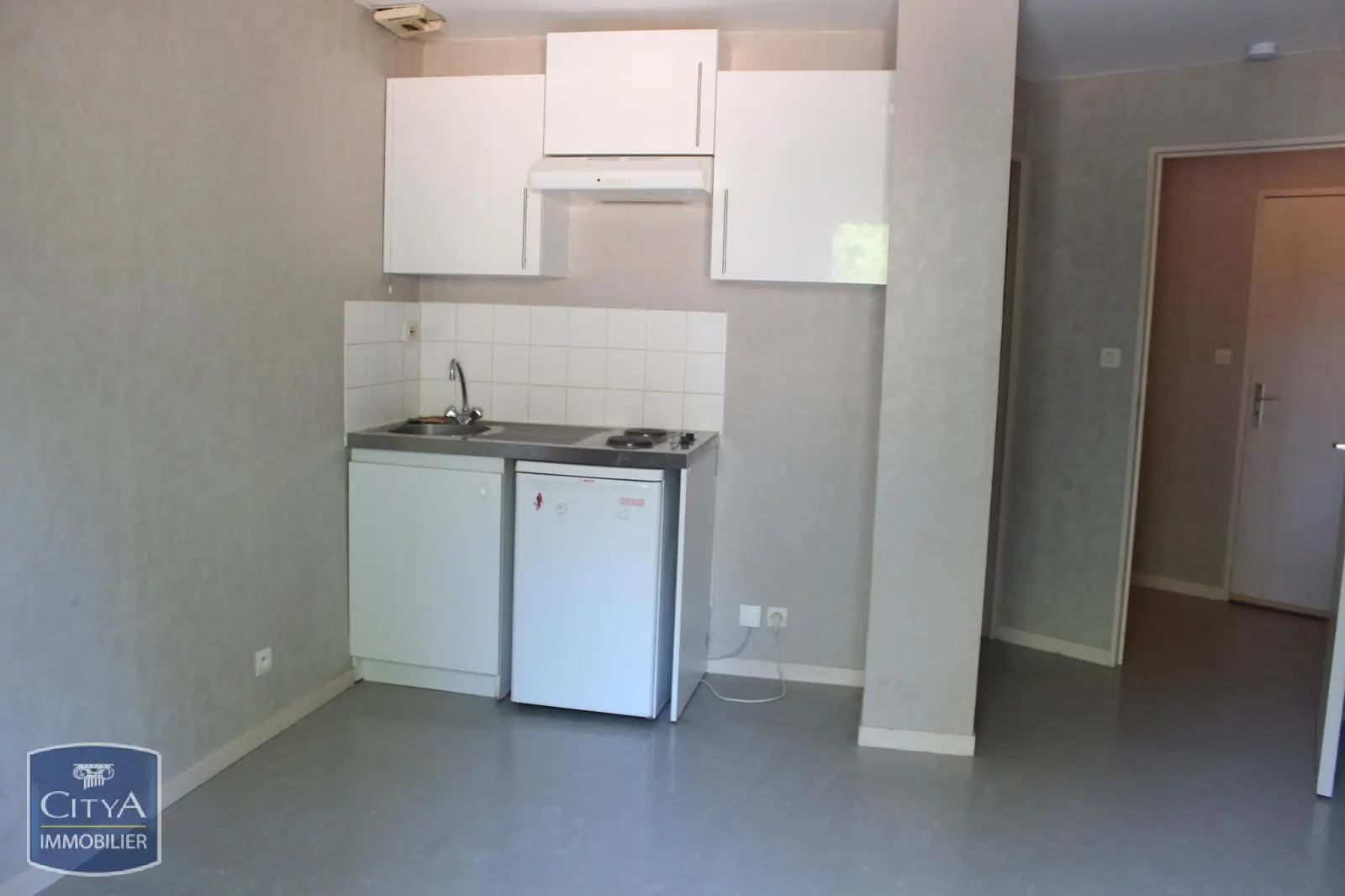 Photo 3 Appartement 1 pièce 20.43m²