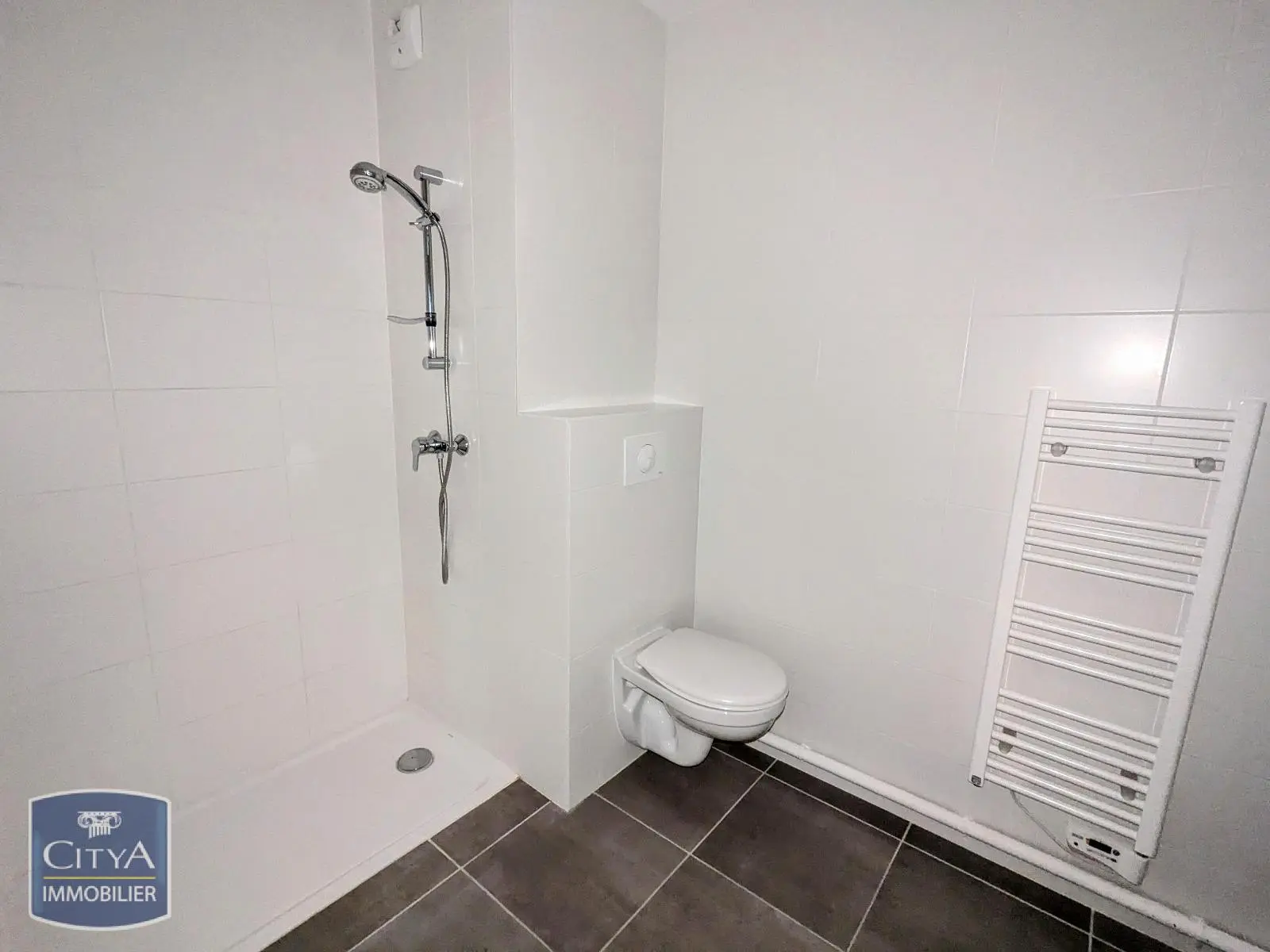 Photo 4 Appartement 1 pièce 27.99m²