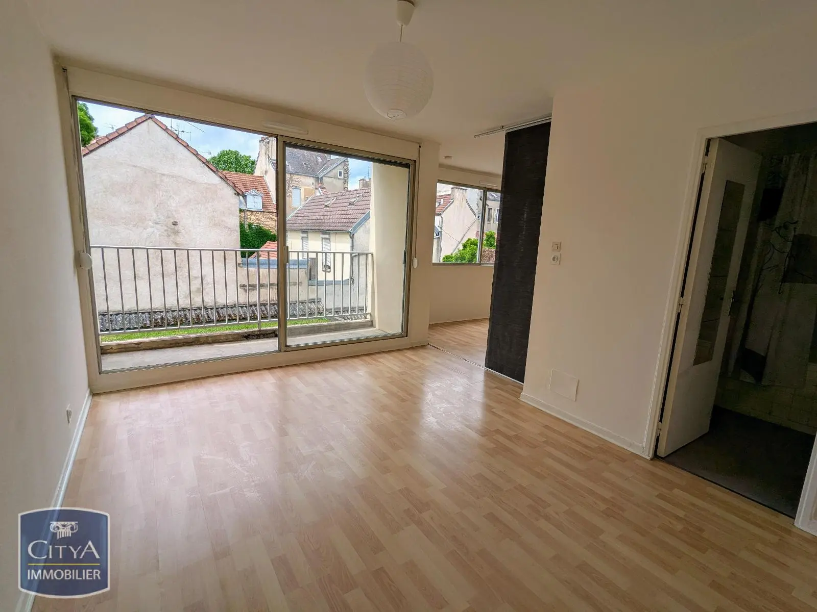 Photo 1 Appartement 1 pièce 33.15m²