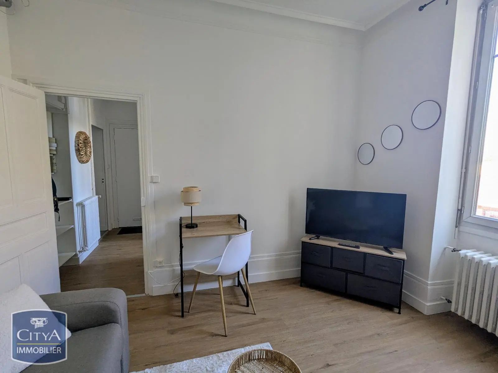 Photo 2 Appartement 1 pièce 22.77m²