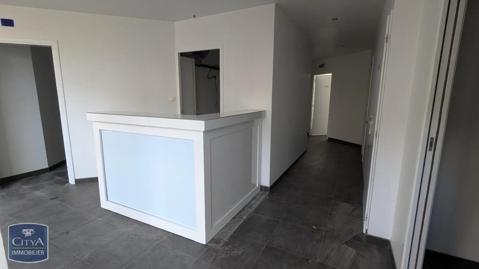 Photo 5 Local Commercial