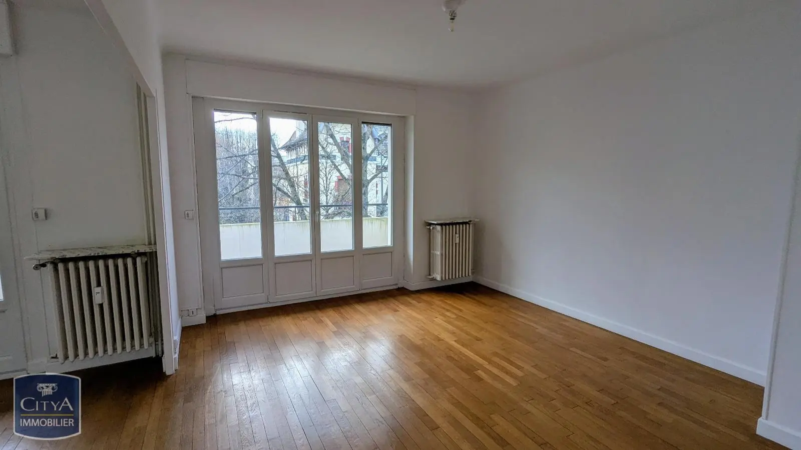 Photo 2 Appartement 4 pièces 75.95m²