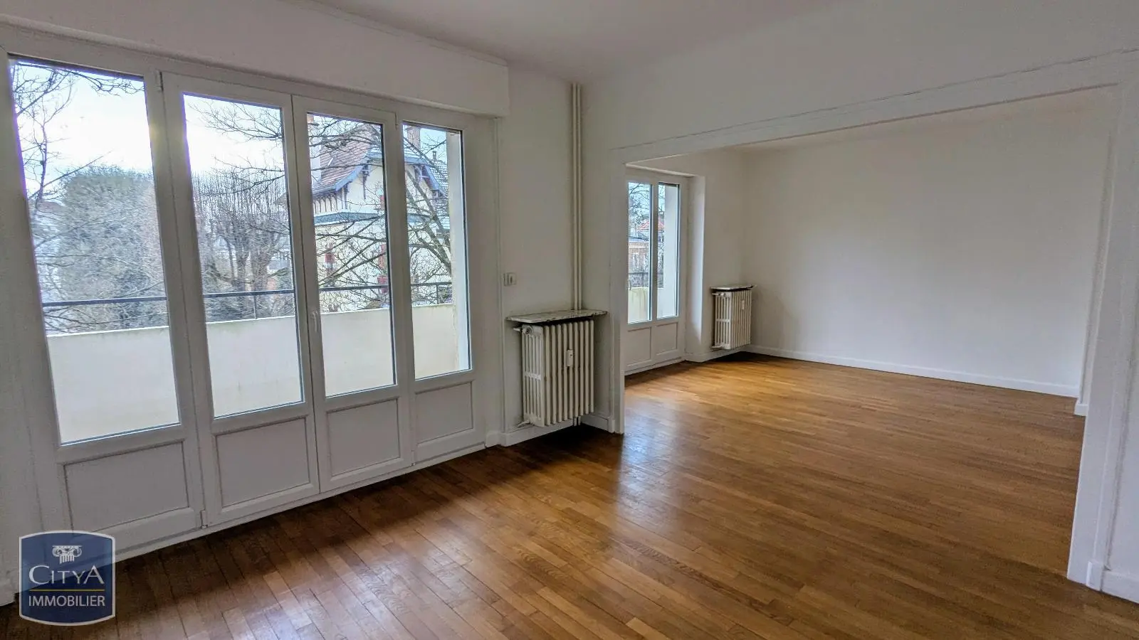 Photo 1 Appartement 4 pièces 75.95m²