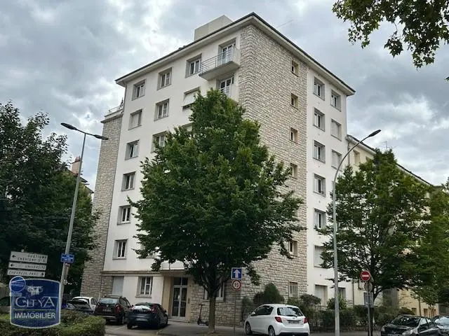 Photo 1 Appartement 4 pièces 107.08m²