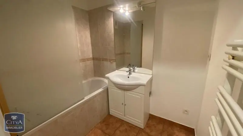 GES01240061-77
