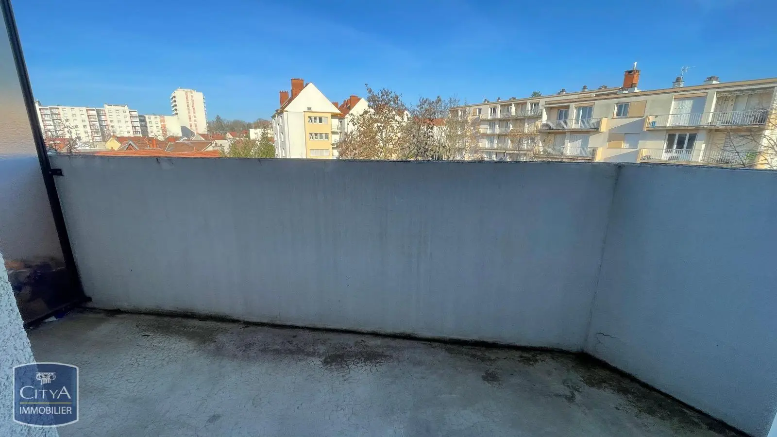 LOCATION 1 PIECE DIJON
