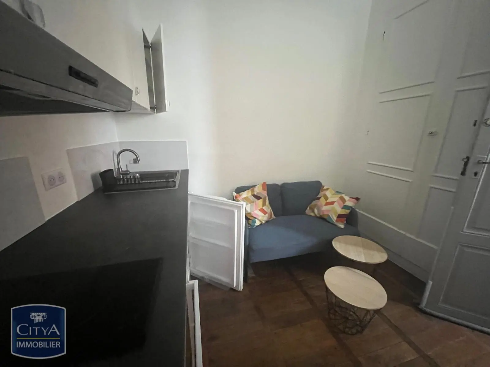 Photo 2 Appartement 1 pièce 13.75m²