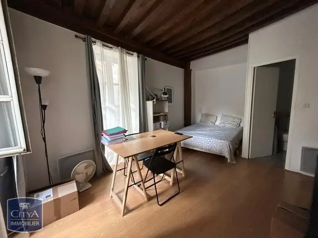 Photo 2 Appartement 1 pièce 27m²