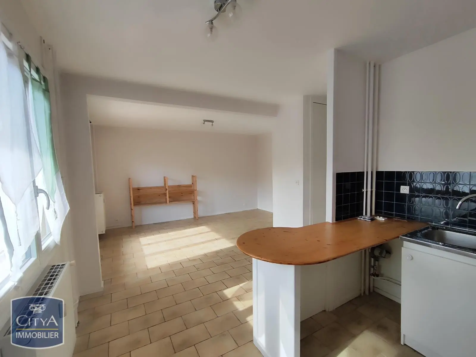 Photo 2 Appartement 1 pièce 31.04m²