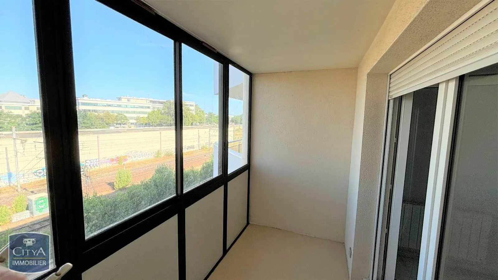 Photo 1 Appartement 1 pièce 26.31m²