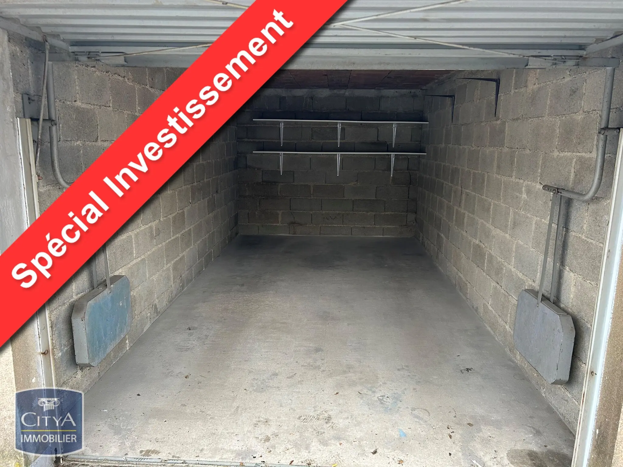 Photo 1 Parking 16m²