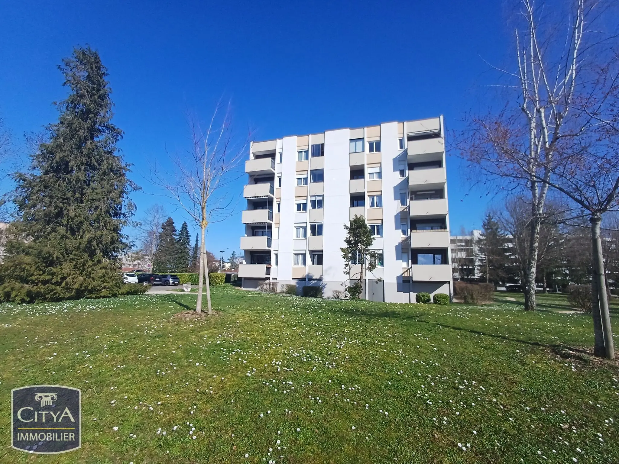 Photo 2 Appartement 4 pièces 77.9m²