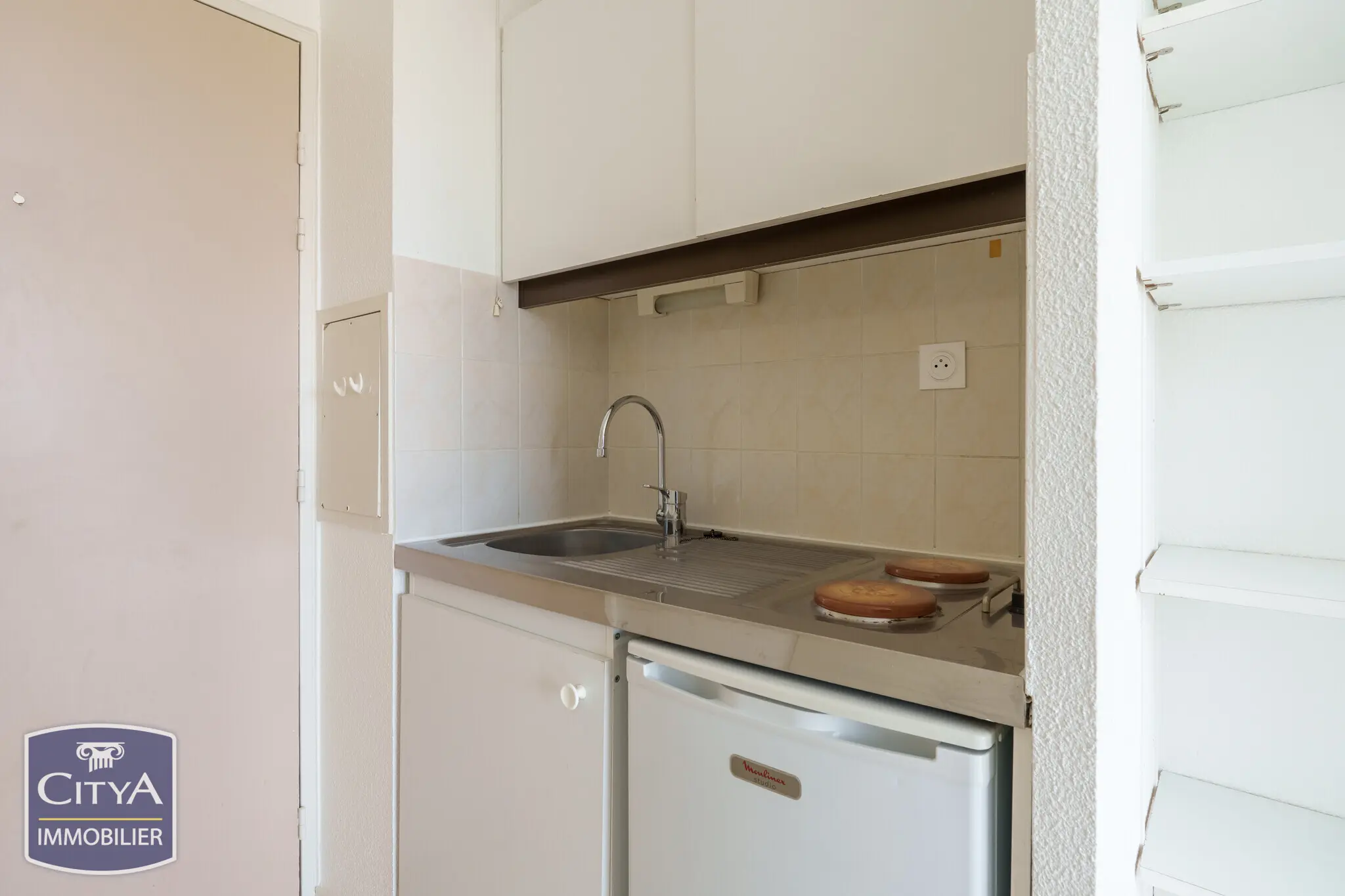 Photo 2 Appartement 1 pièce 19.6m²