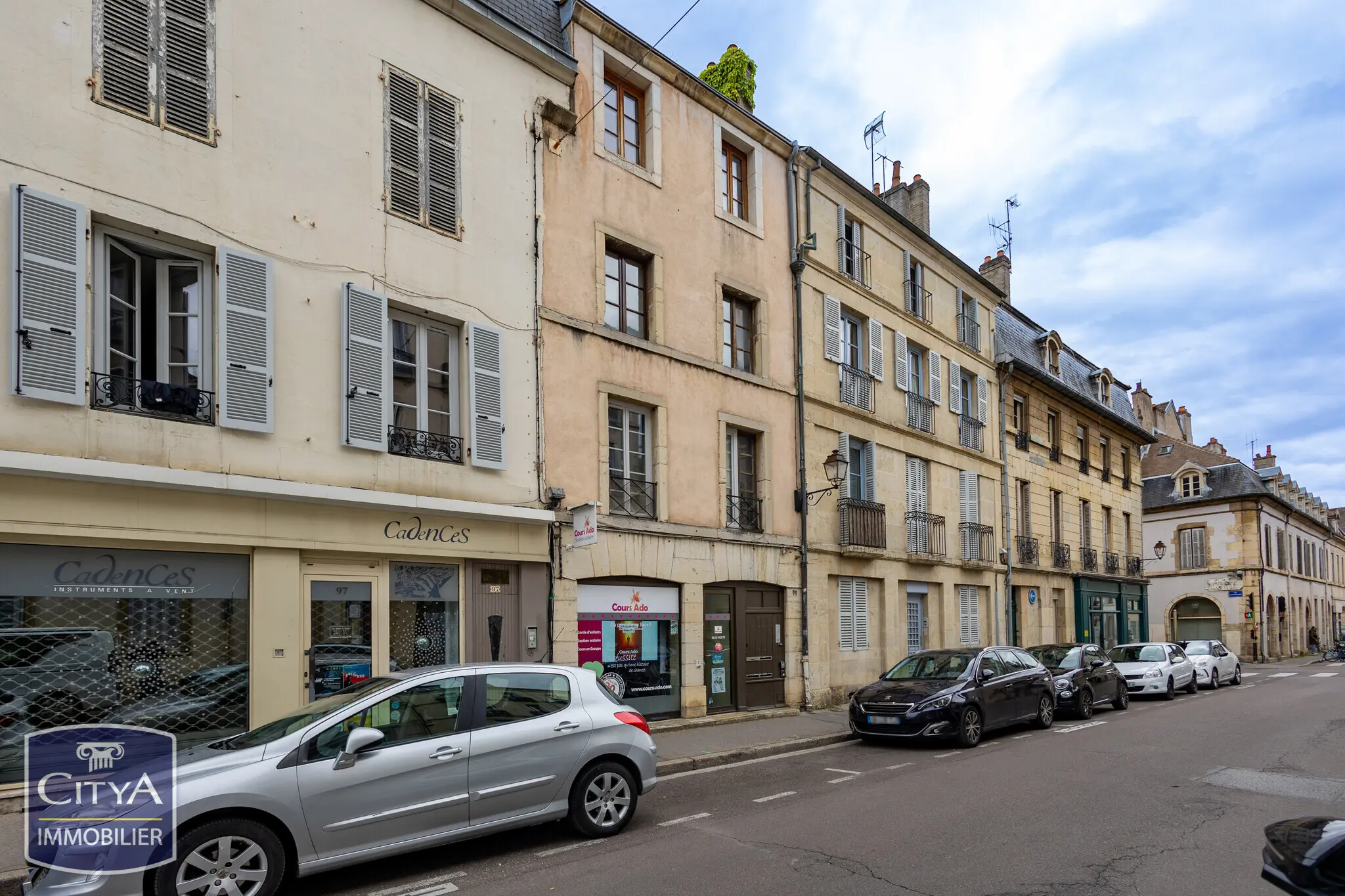 Photo 2 Appartement 1 pièce 31.73m²