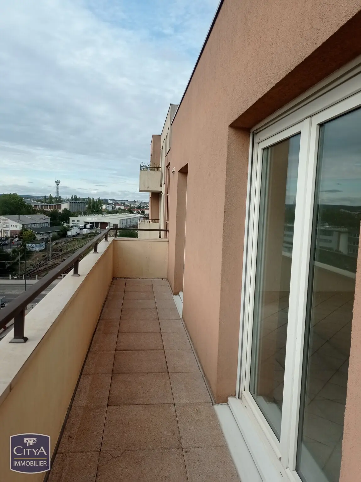 Photo 2 Appartement 5 pièces 99.37m²