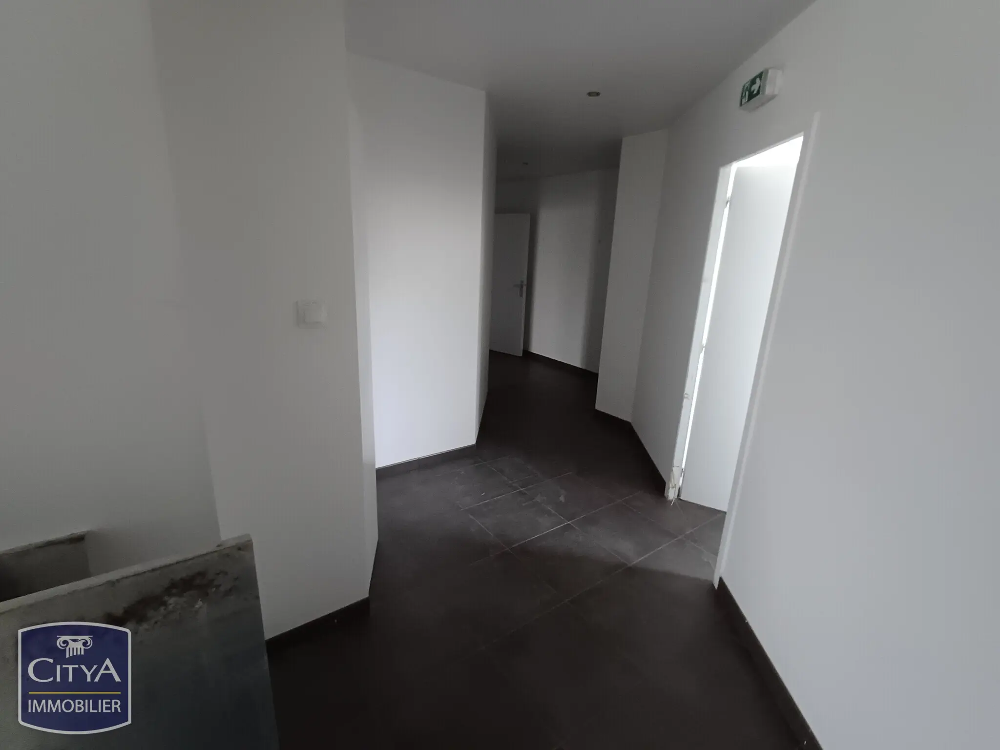 Photo 10 Local Commercial 100m²