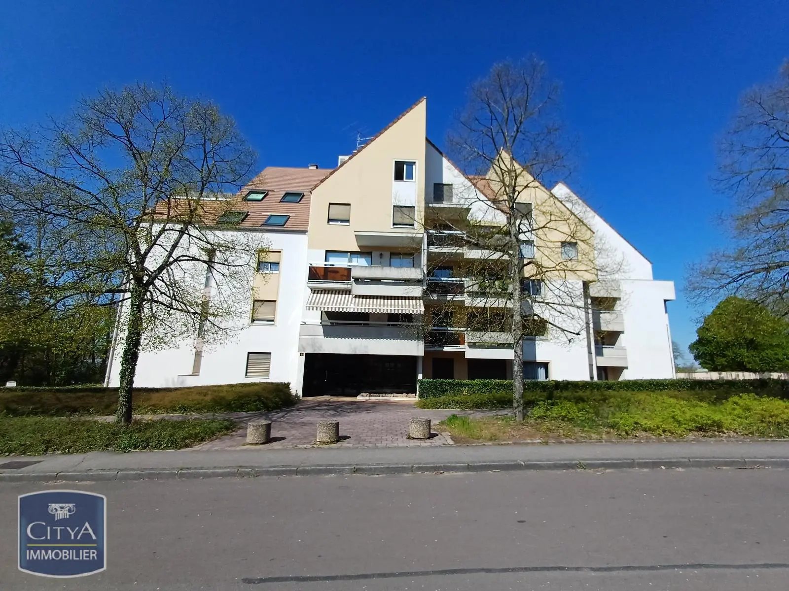 Photo 1 Appartement 1 pièce 18.06m²