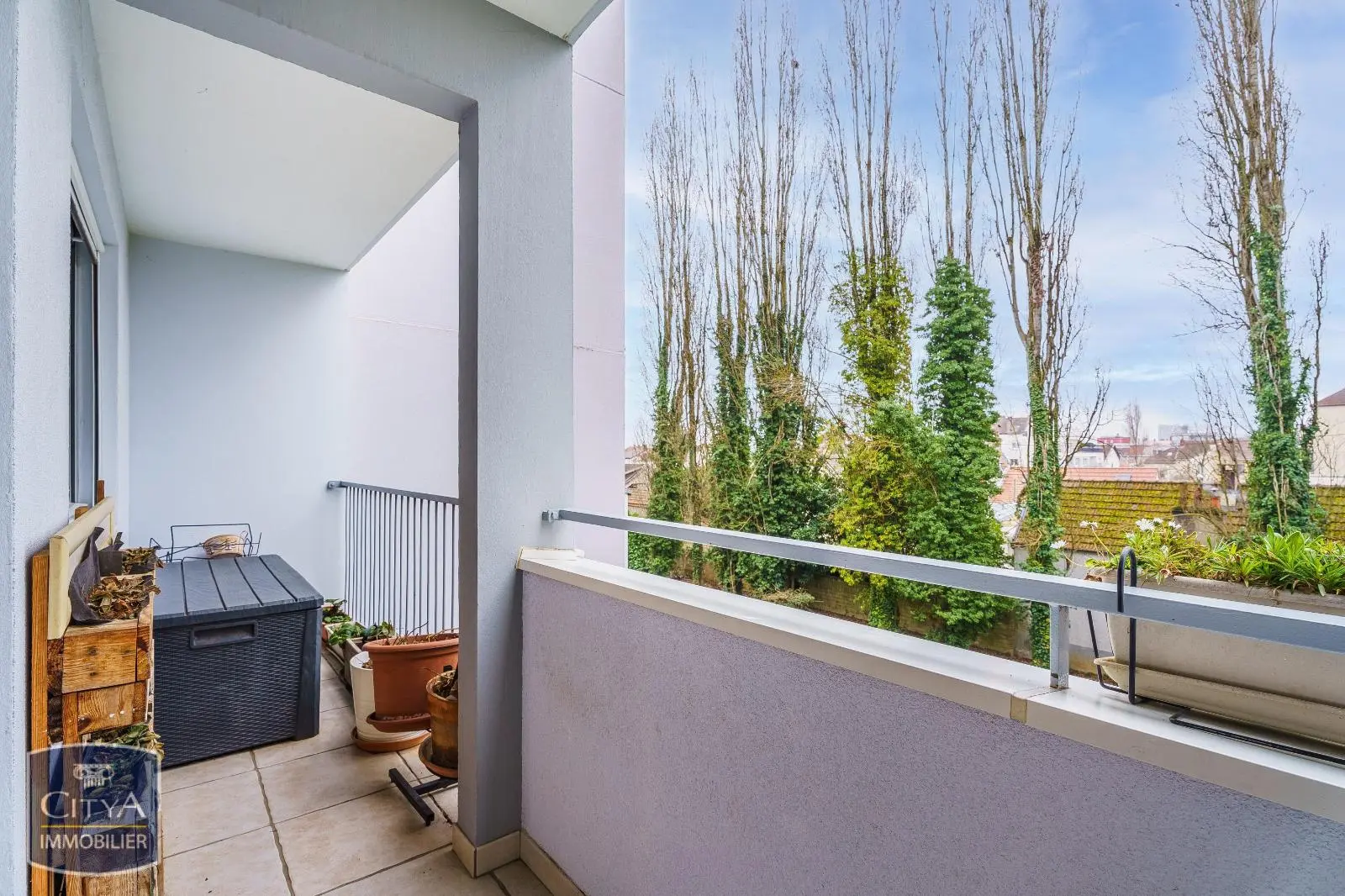 Photo 1 Appartement 4 pièces 77m²