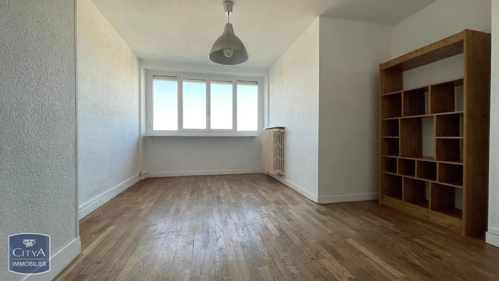 Photo 2 Appartement 1 pièce 31m²