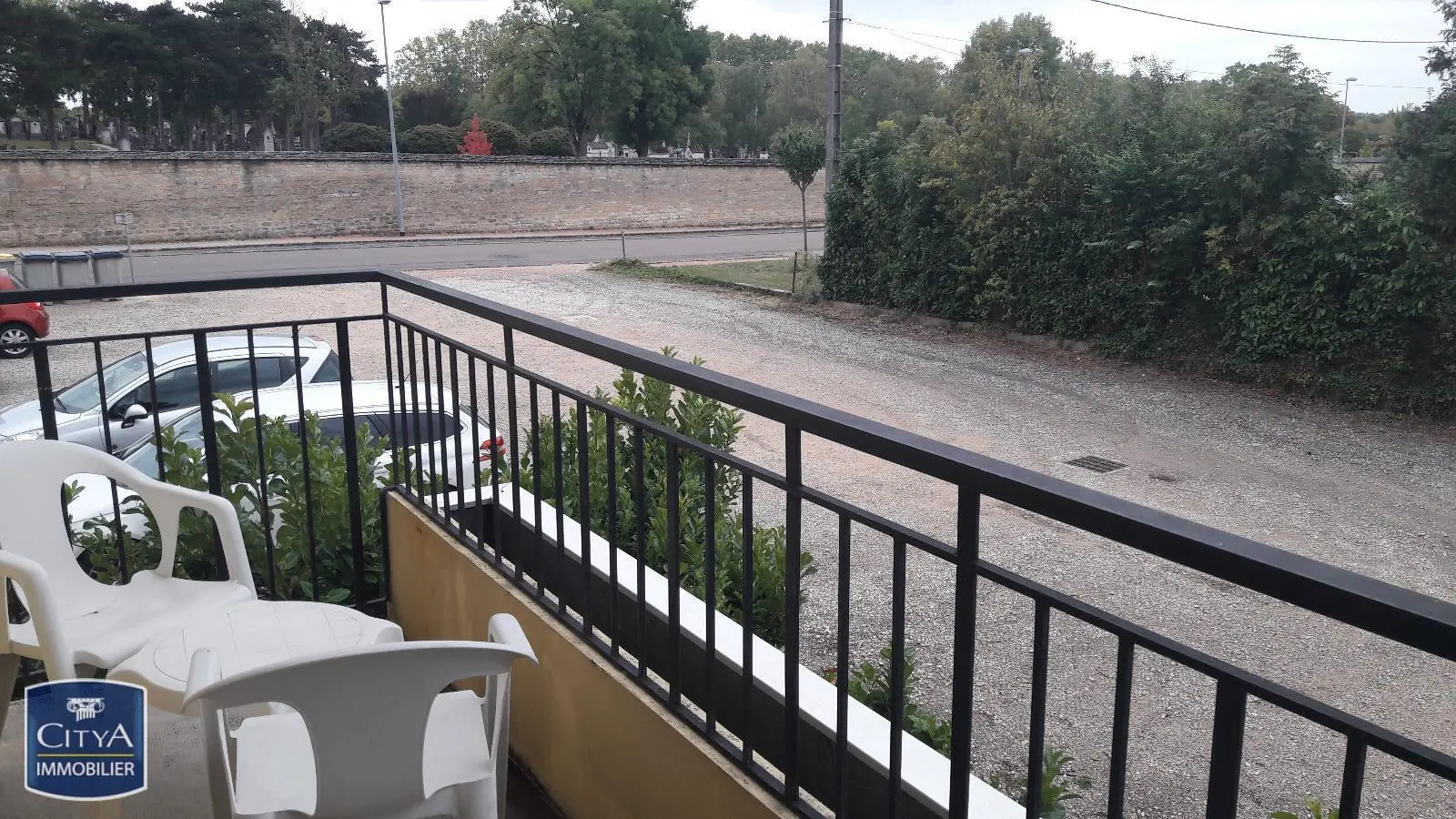 Photo 1 Appartement 1 pièce 30m²