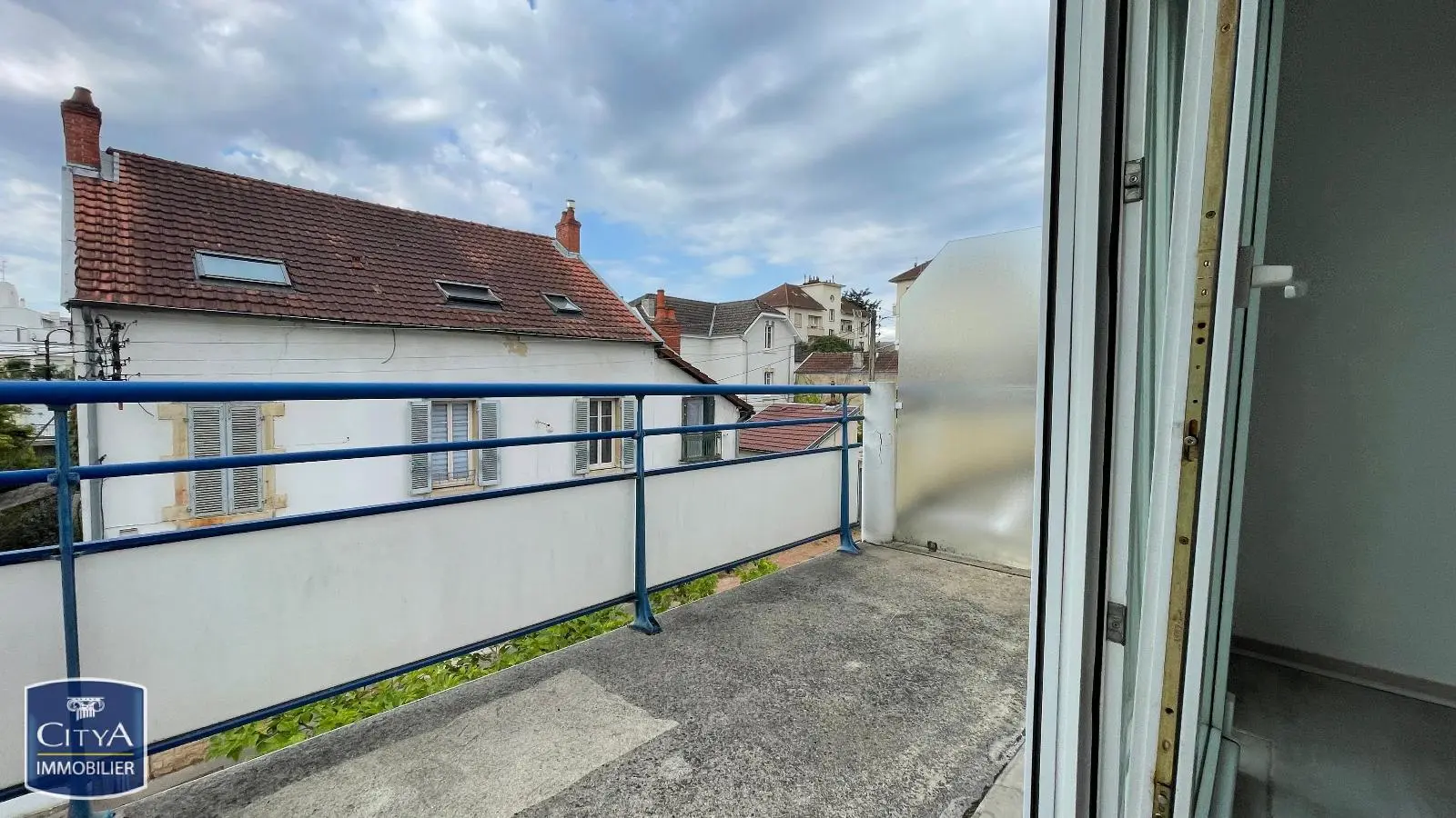 Photo 1 Appartement 1 pièce 23m²