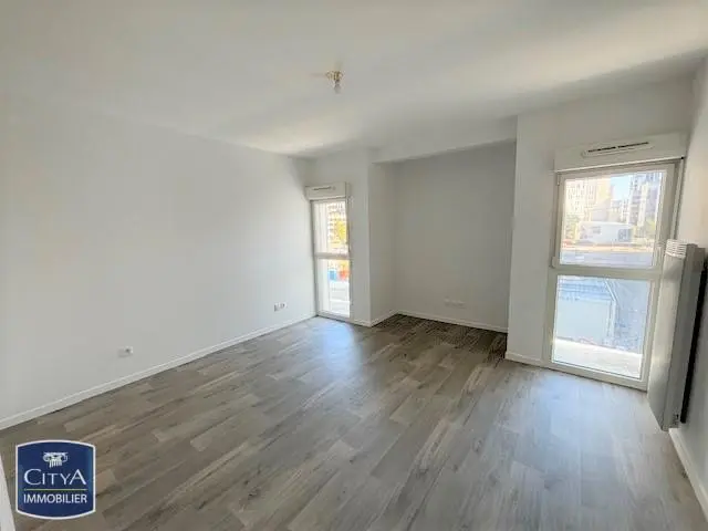 Photo 3 Appartement 1 pièce 25.24m²